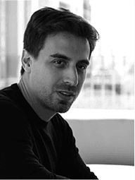 Retrato de Nicolás Zuchowicki, cofundador y director de IXOU