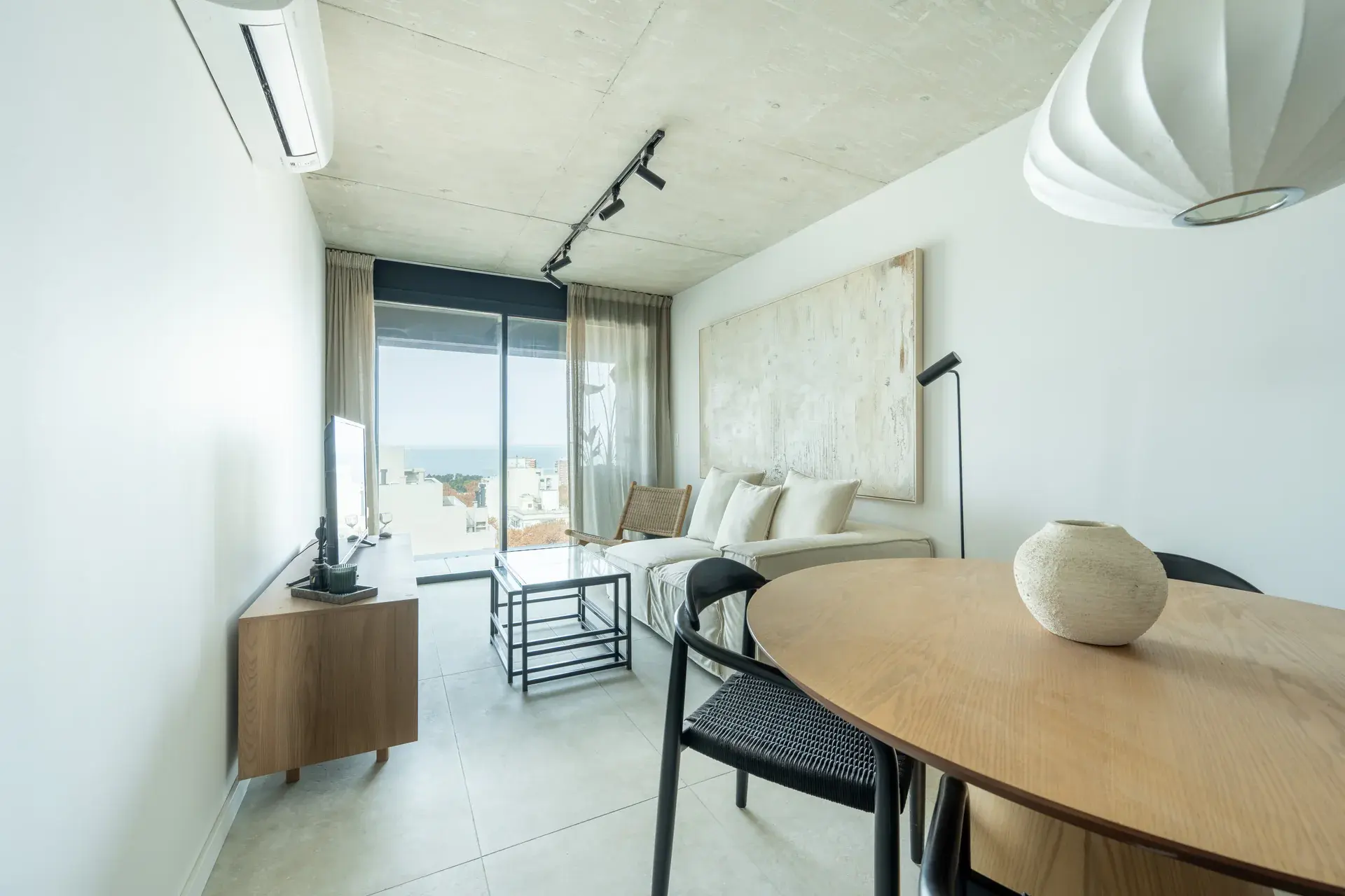 Contemporary IXOU architecture in Montevideo - 1